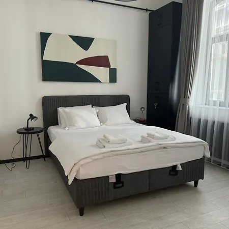 Apartment Savcibey Building *